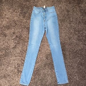 Light jeans